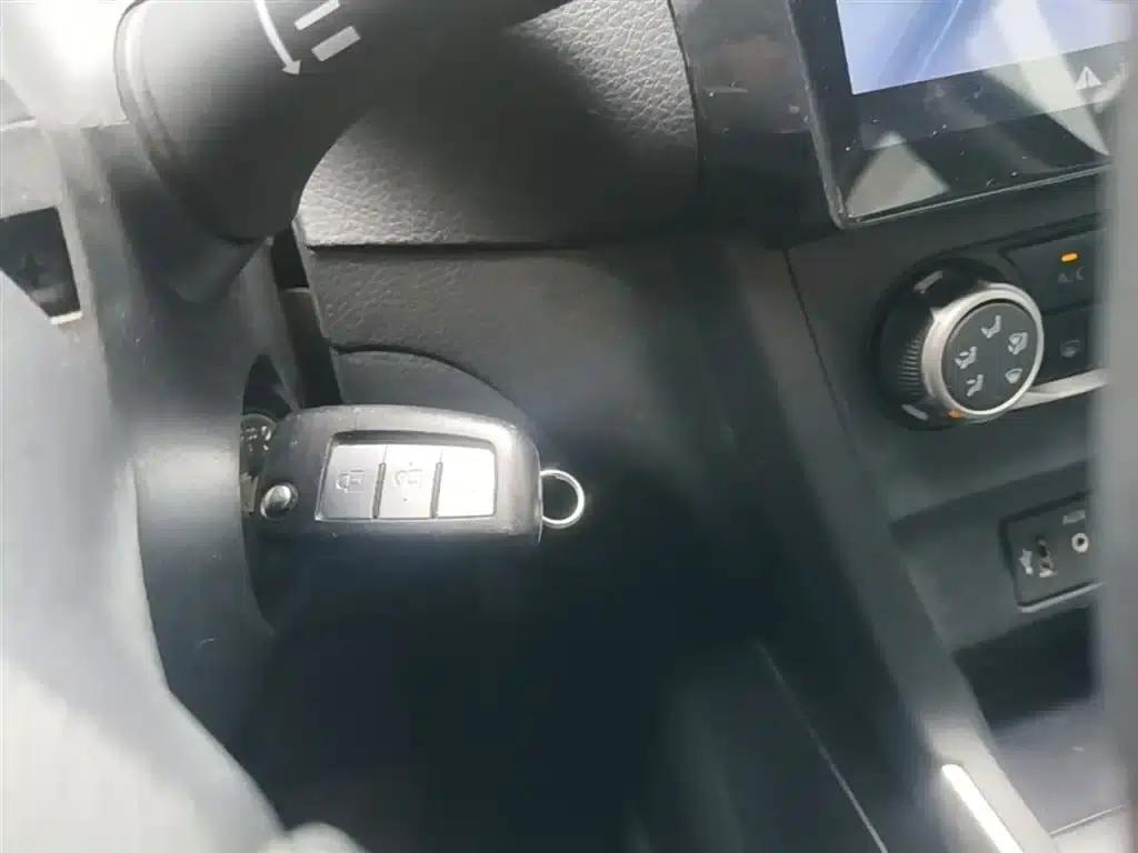 Nissan Sylphy 2022 Classic 1.6XE CVT Comfort Edition — миниатюра 9