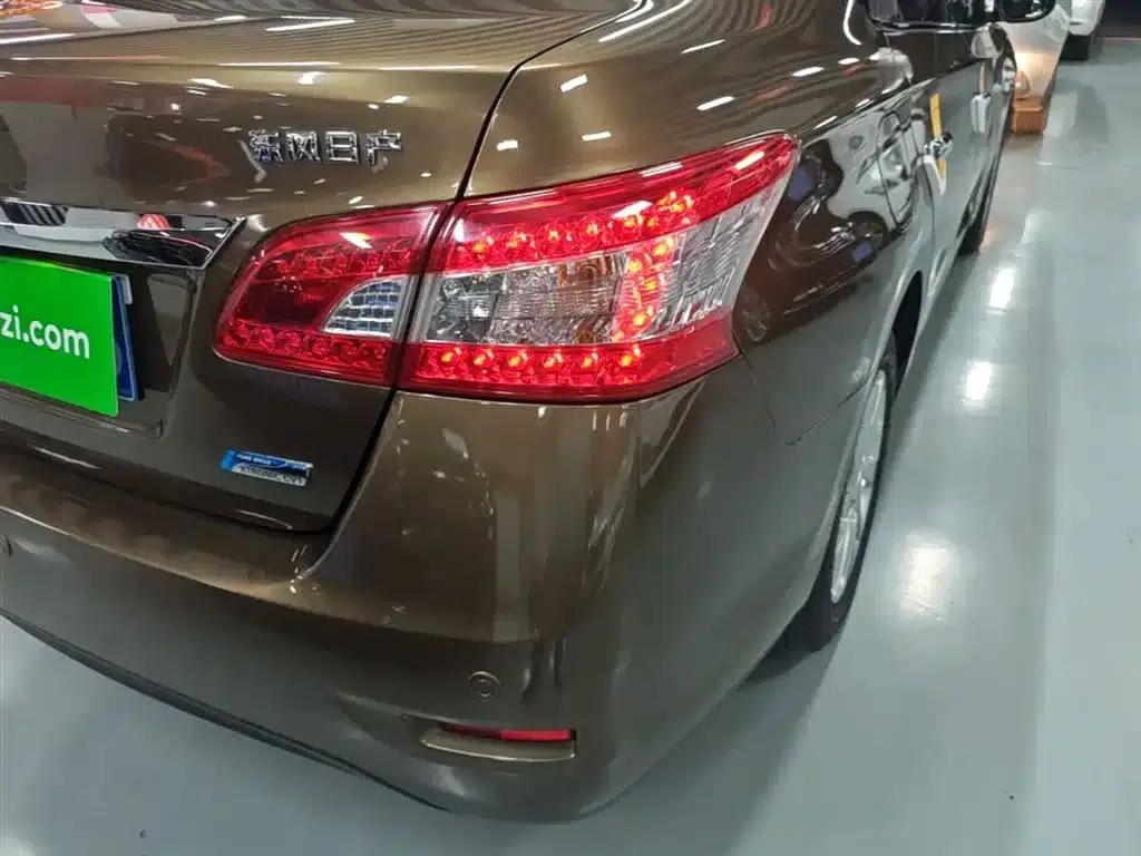 Nissan Sylphy 2014 1.6XV CVT Premium Edition — миниатюра 8