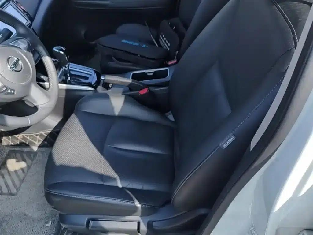 Nissan Sylphy 2018 1.6XV CVT Premium Edition — миниатюра 11