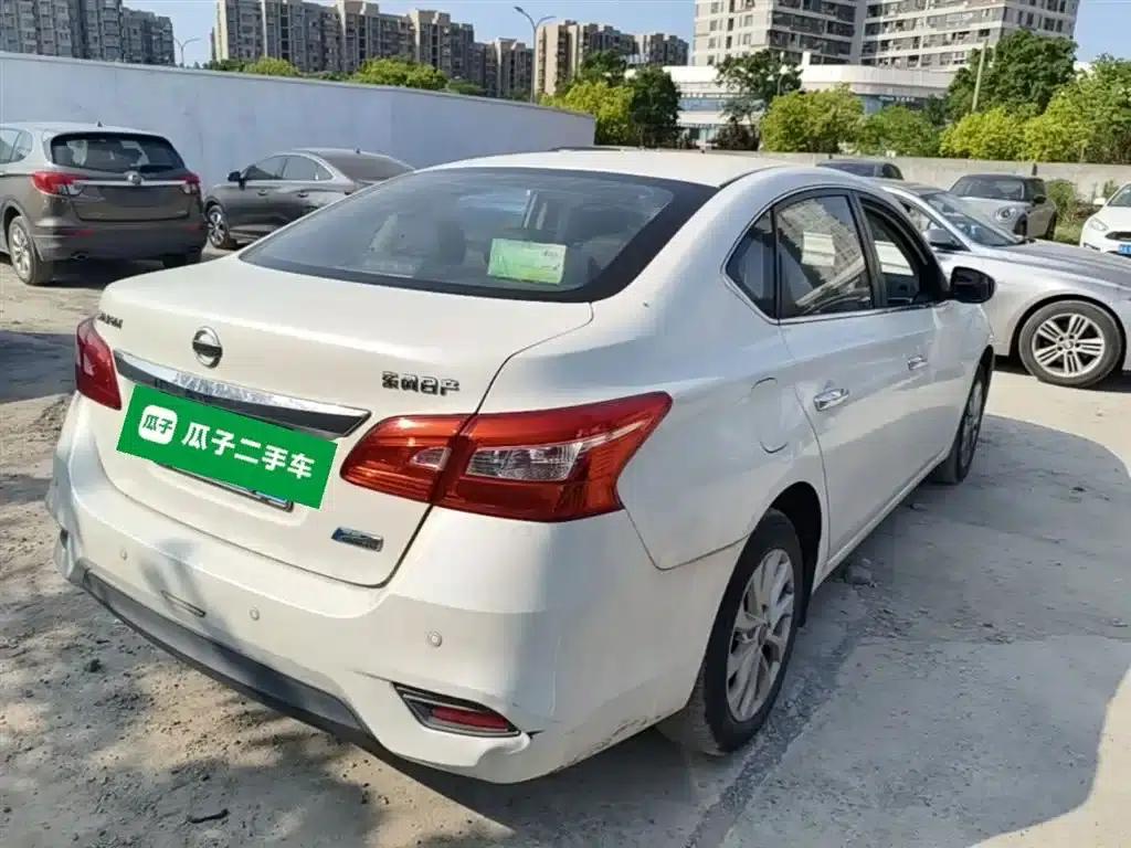 Nissan Sylphy 2018 1.6XV CVT Premium Edition — миниатюра 5