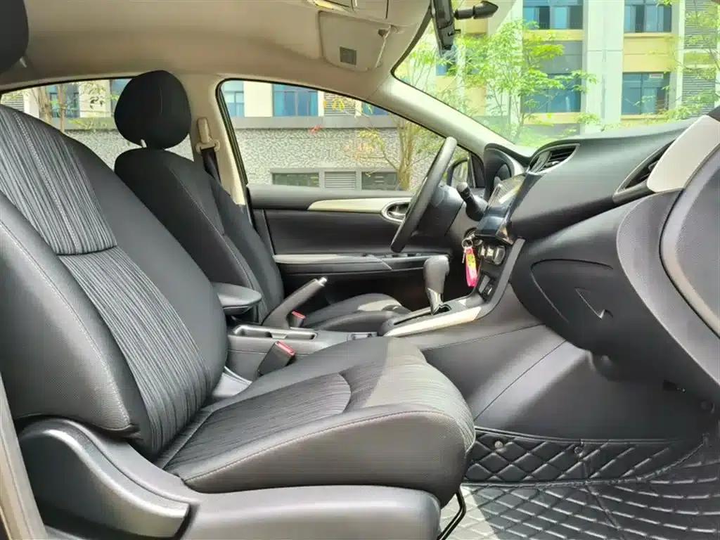 Nissan Sylphy 2024 Classic 1.6XE CVT Comfort Edition — миниатюра 23