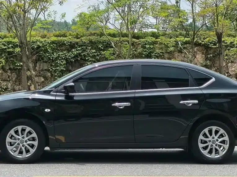Nissan Sylphy 2024 Classic 1.6XE CVT Comfort Edition — миниатюра 9