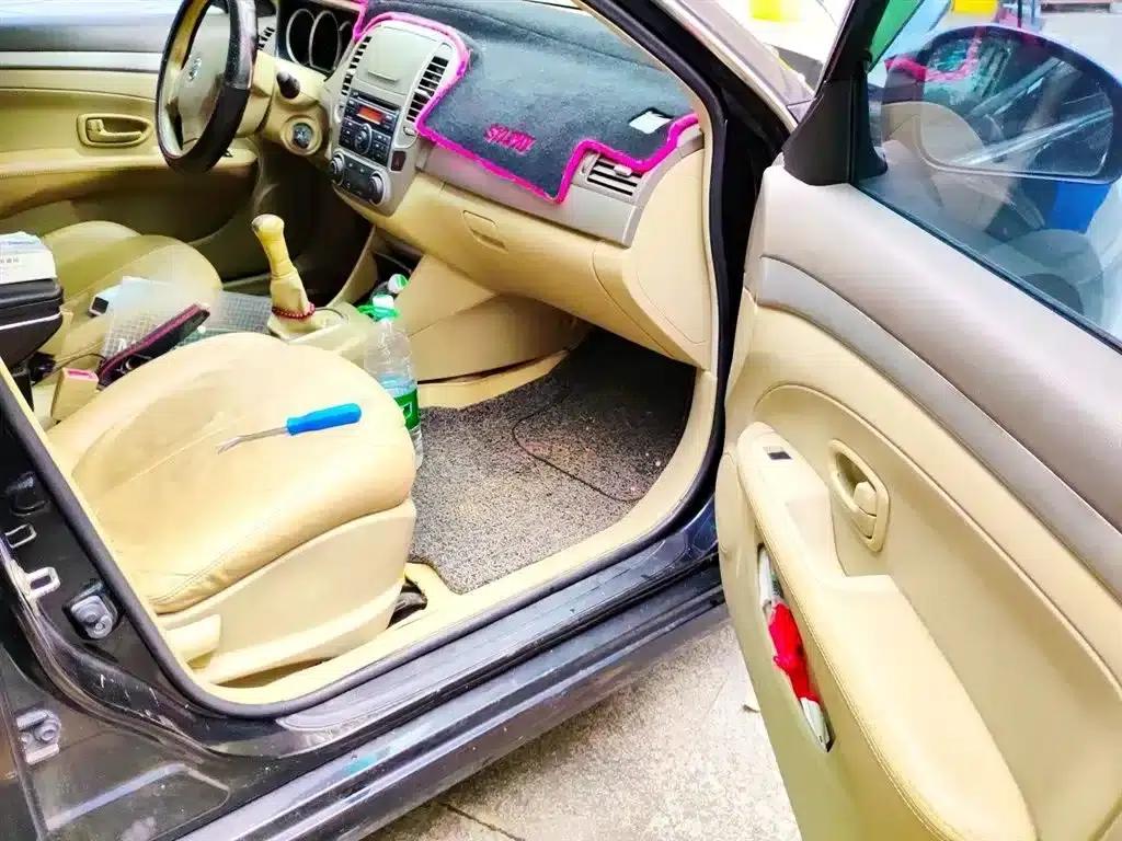Nissan Sylphy 2012 Classic 1.6XE Manual Comfort Edition — миниатюра 19