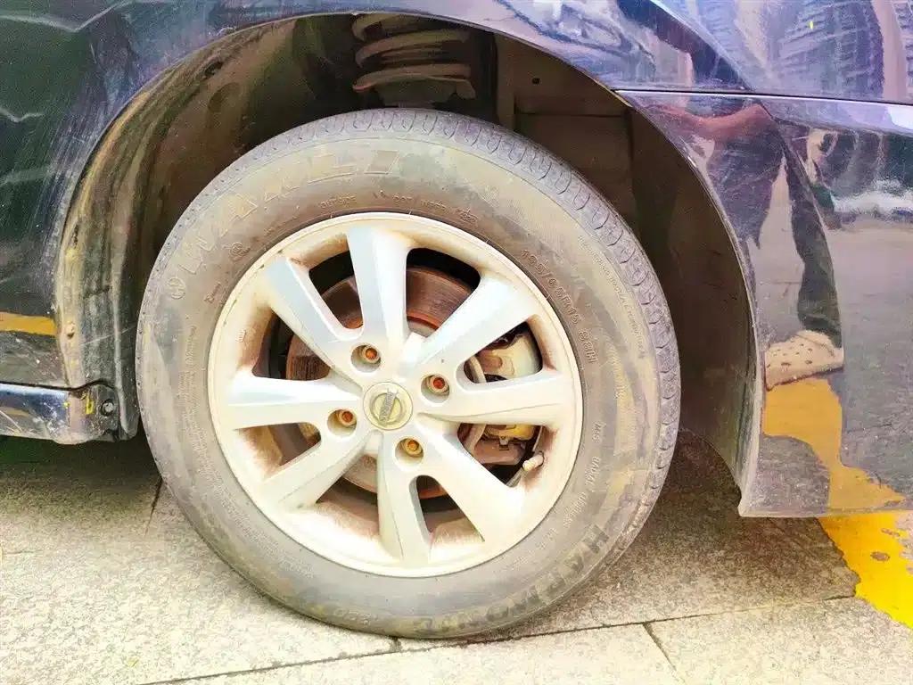 Nissan Sylphy 2012 Classic 1.6XE Manual Comfort Edition — миниатюра 23