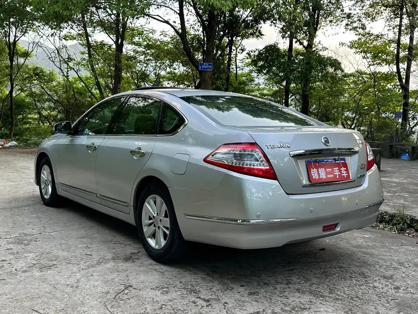 Nissan Teana 2012 2.5L XL Smart Edition — миниатюра 11