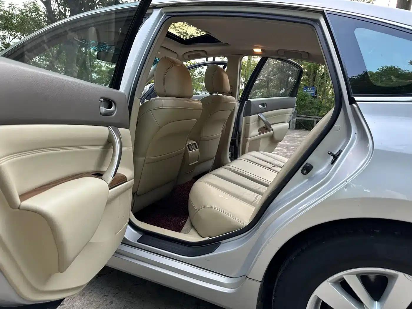 Nissan Teana 2012 2.5L XL Smart Edition — миниатюра 12