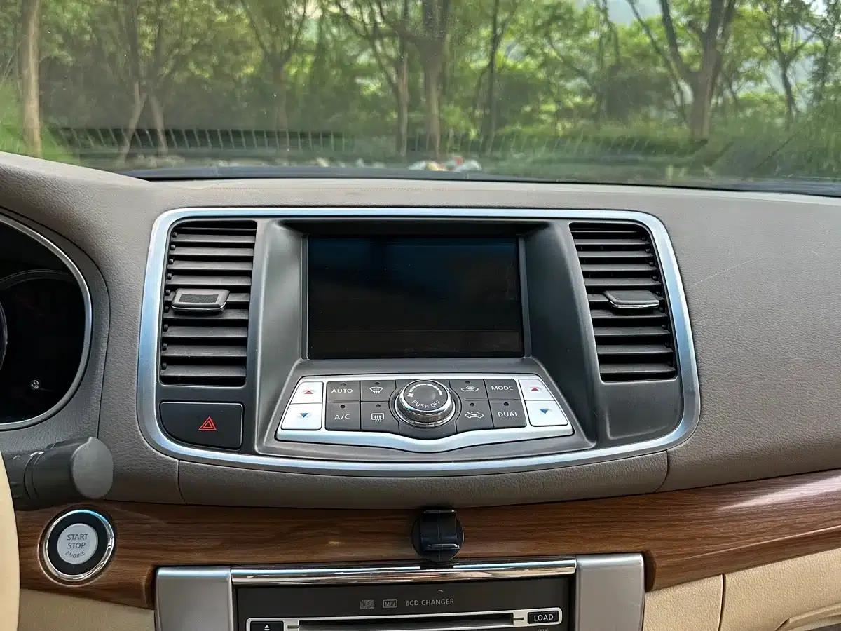Nissan Teana 2012 2.5L XL Smart Edition — миниатюра 16