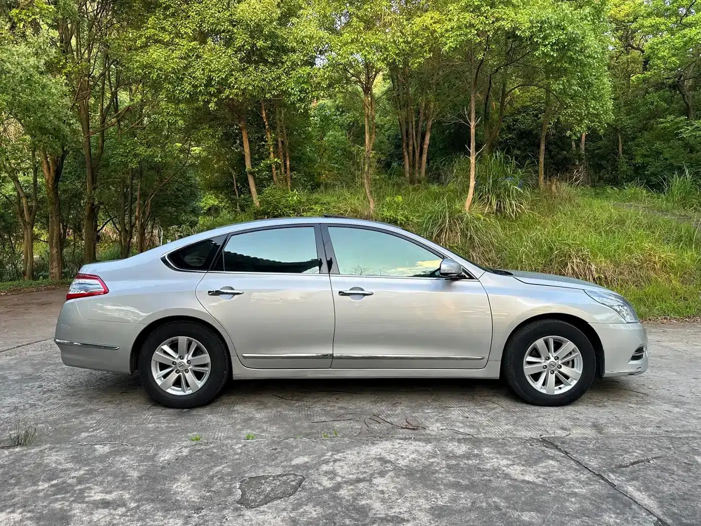 Nissan Teana 2012 2.5L XL Smart Edition — миниатюра 23