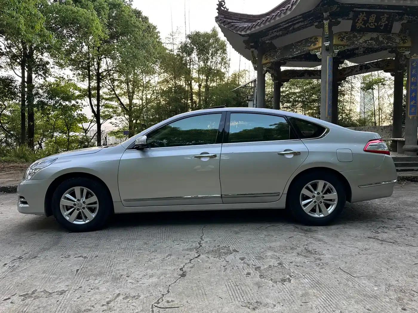Nissan Teana 2012 2.5L XL Smart Edition — миниатюра 24