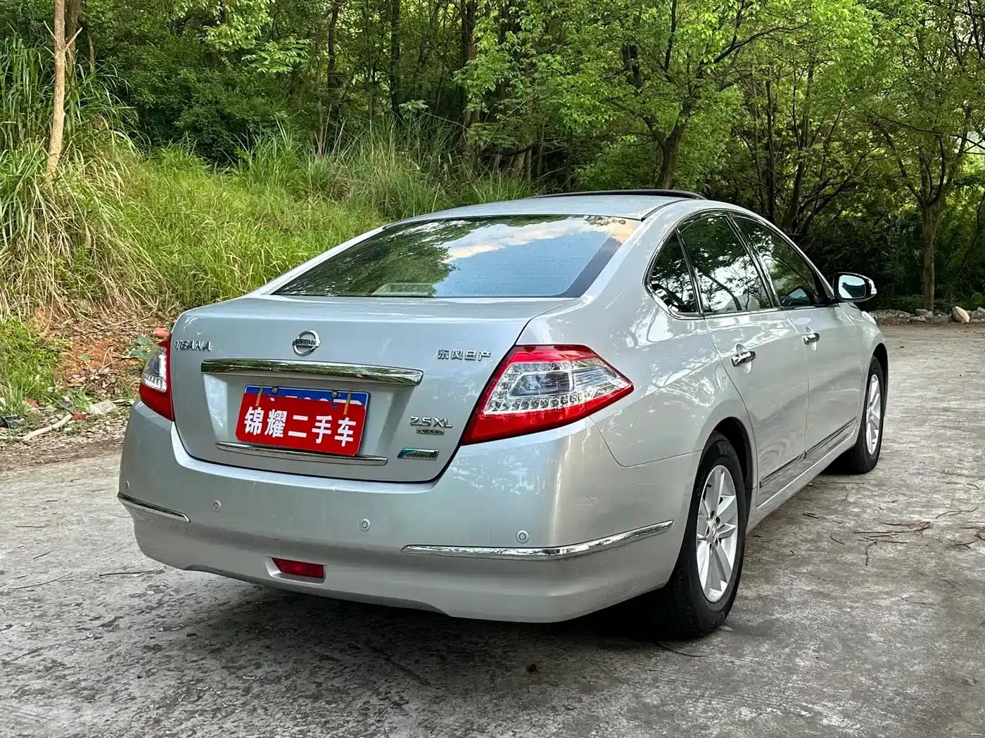 Nissan Teana 2012 2.5L XL Smart Edition — миниатюра 9