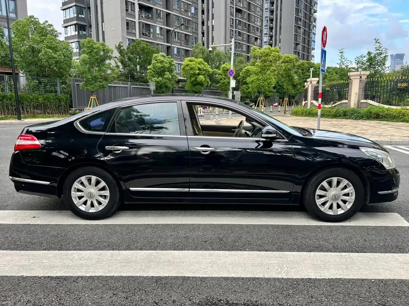 Teana 2010 2.5L XL Anniversary Edition — миниатюра 4