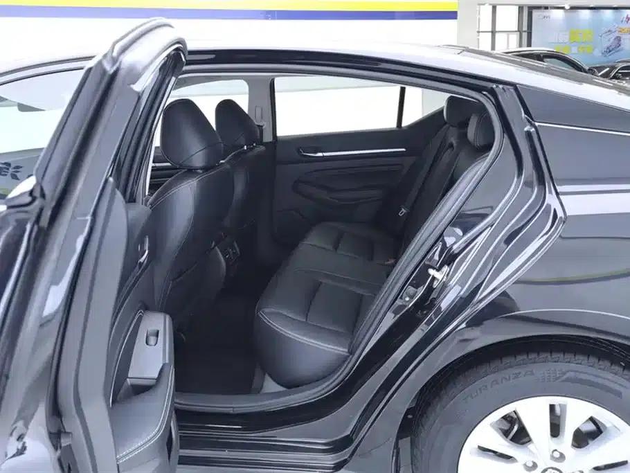 Teana 2021 2.0L XE Fashion Edition — миниатюра 11