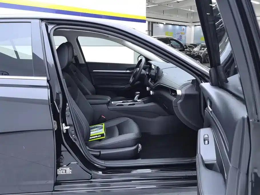 Teana 2021 2.0L XE Fashion Edition — миниатюра 8