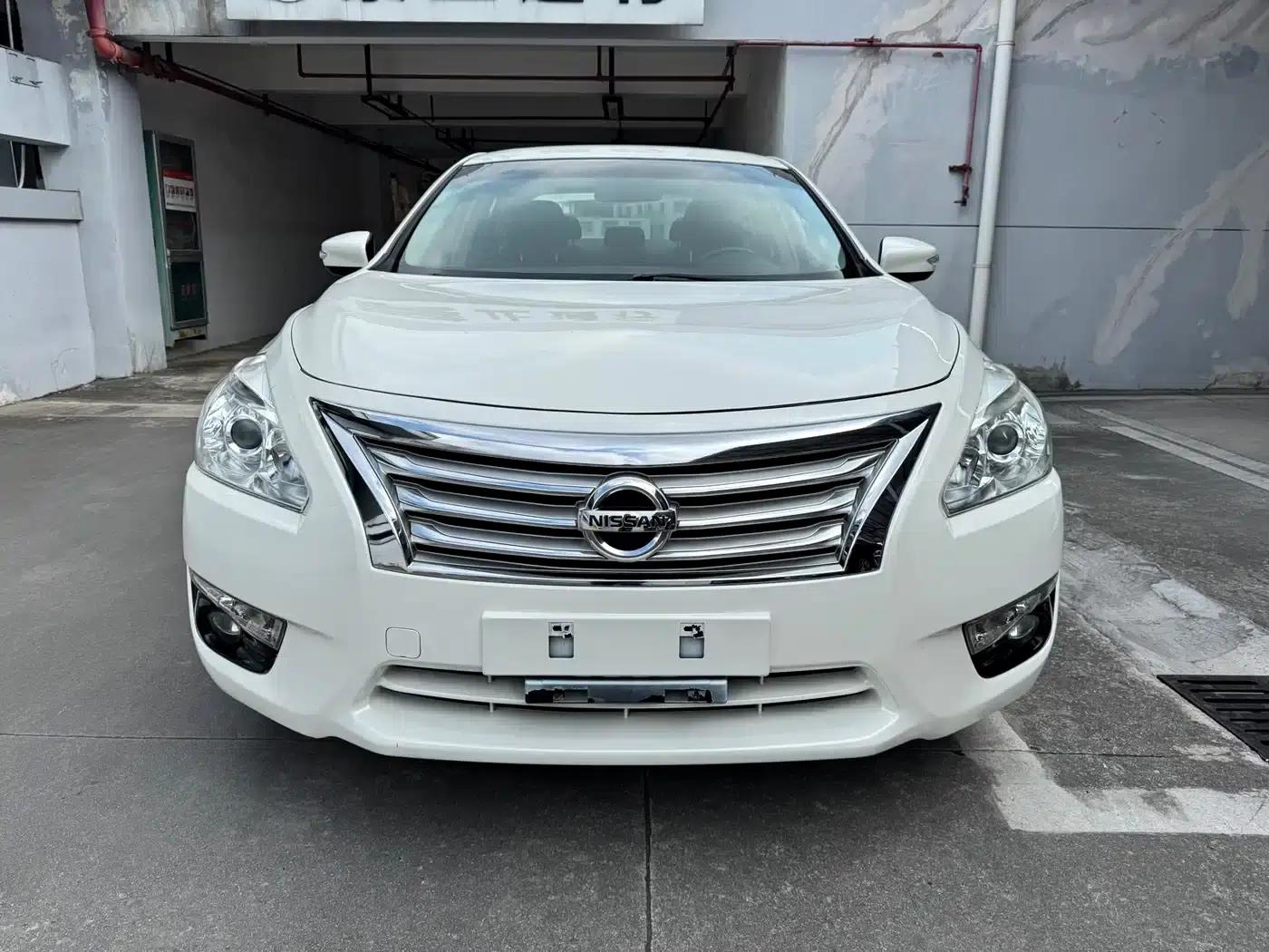 Teana 2015 2.0L XE-Sporty UEFA Champions League Edition — миниатюра 2