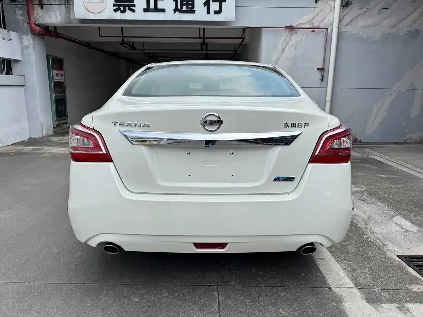 Teana 2015 2.0L XE-Sporty UEFA Champions League Edition — миниатюра 21