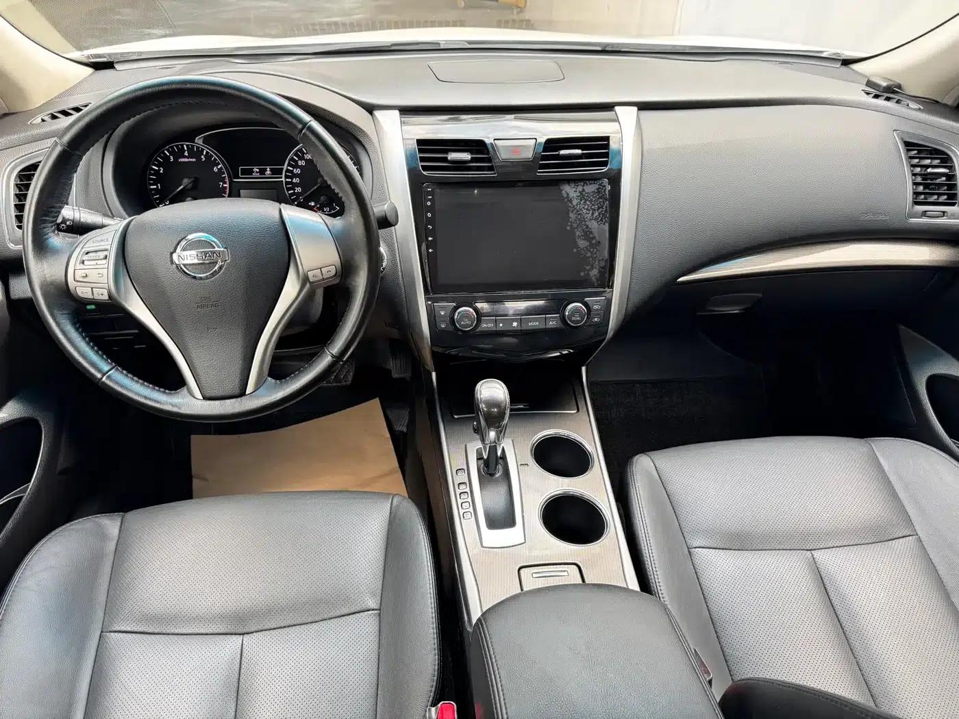 Teana 2015 2.0L XE-Sporty UEFA Champions League Edition — миниатюра 10