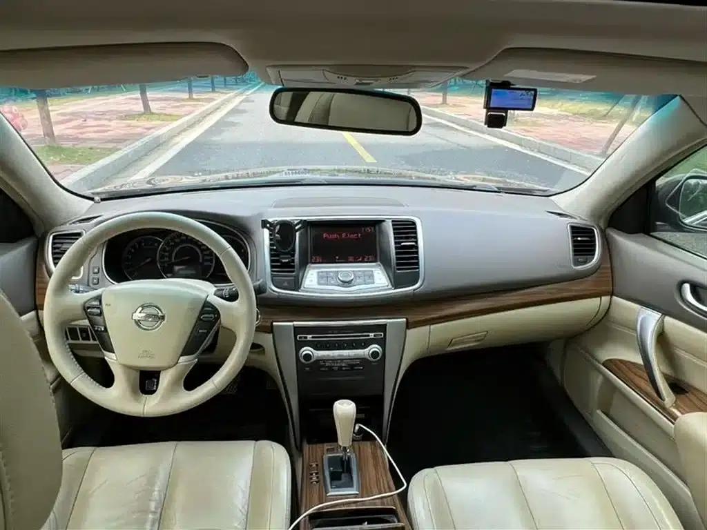 Teana 2010 2.5L XL Anniversary Edition — миниатюра 4