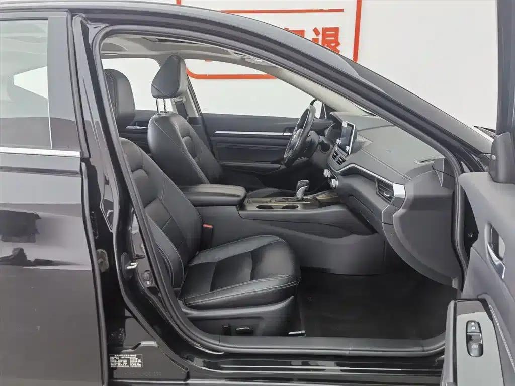 Teana 2020 2.0T XL Upper AD1 Smart Navigation Edition — миниатюра 23