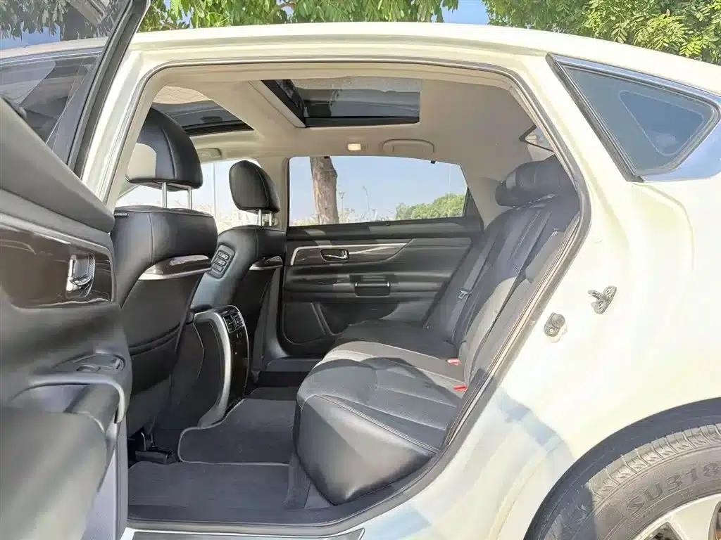 Teana 2014 Duke 2.5L XV Premium Edition — миниатюра 6