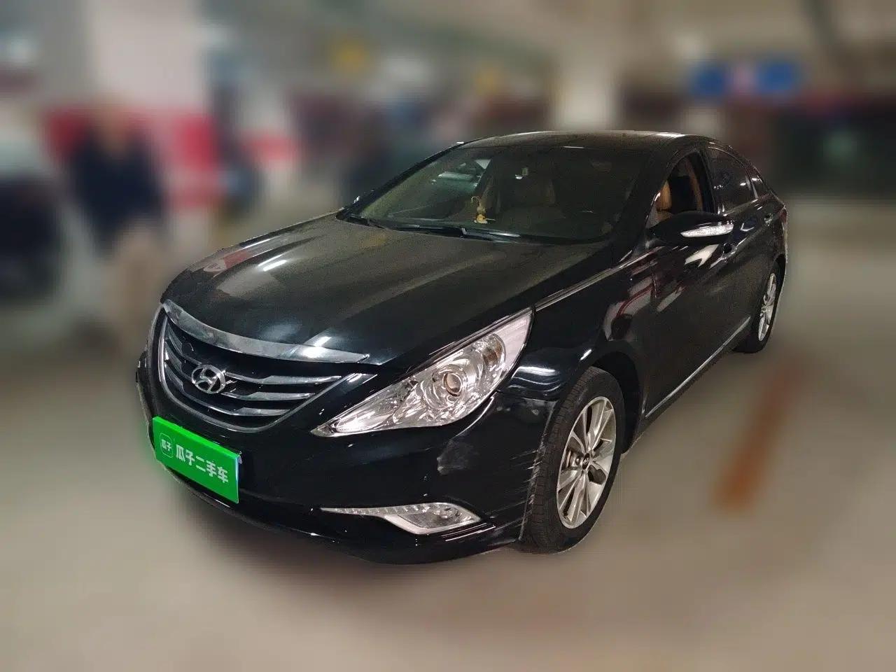 Hyundai Sonata 2013 2.0L Automatic Luxury Edition — миниатюра 1