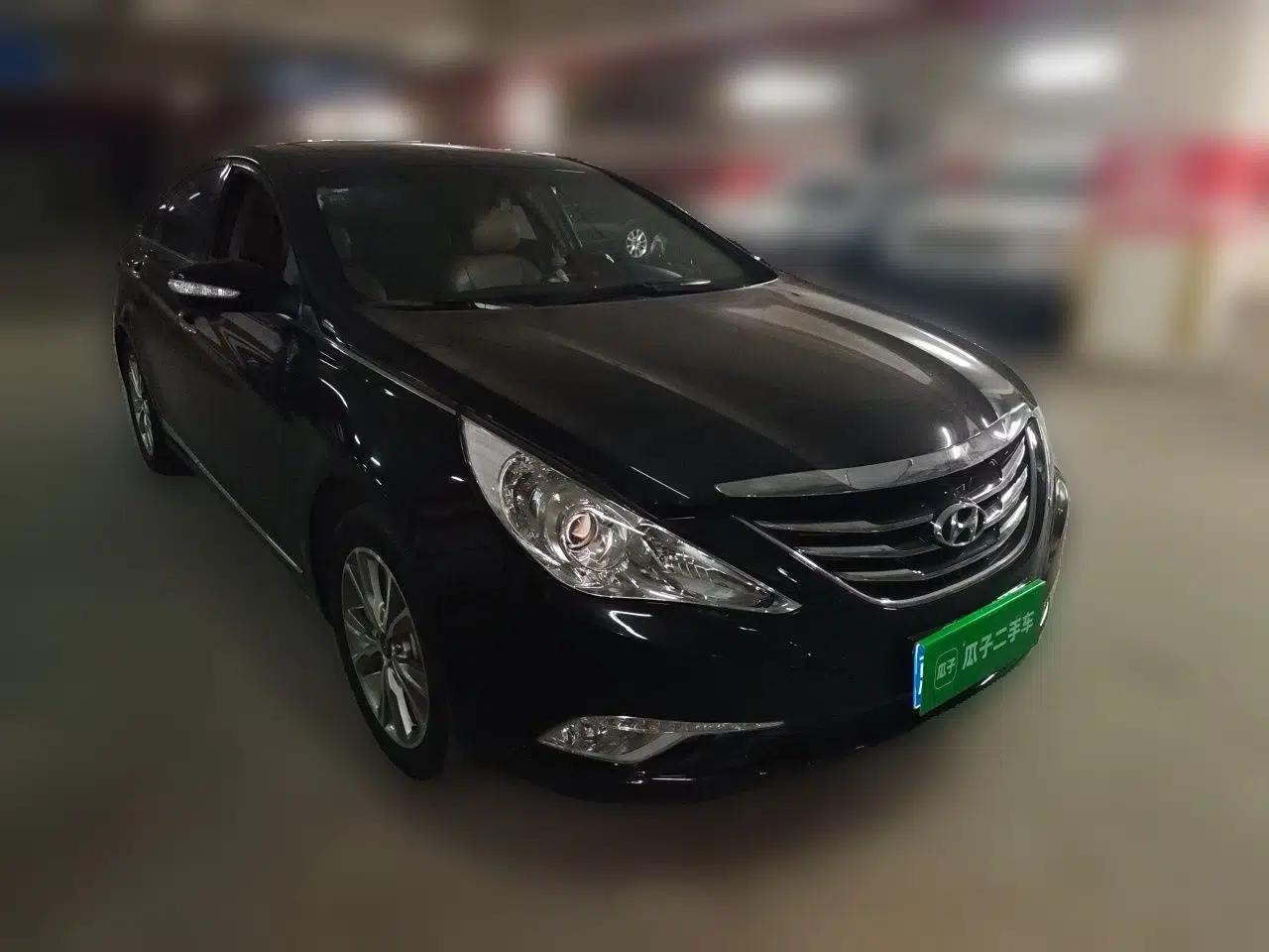 Hyundai Sonata 2013 2.0L Automatic Luxury Edition — миниатюра 3