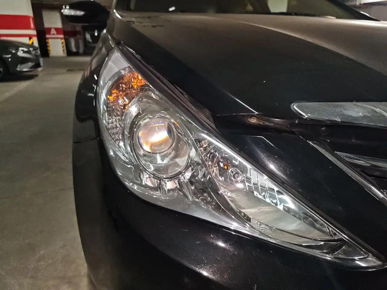 Hyundai Sonata 2013 2.0L Automatic Luxury Edition — миниатюра 7