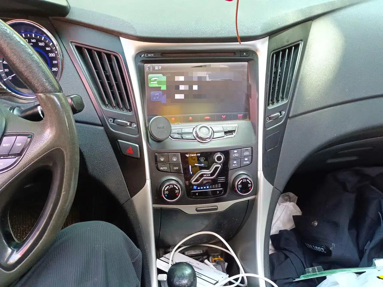 Hyundai Sonata 2013 2.0L Automatic Leading Edition — миниатюра 14