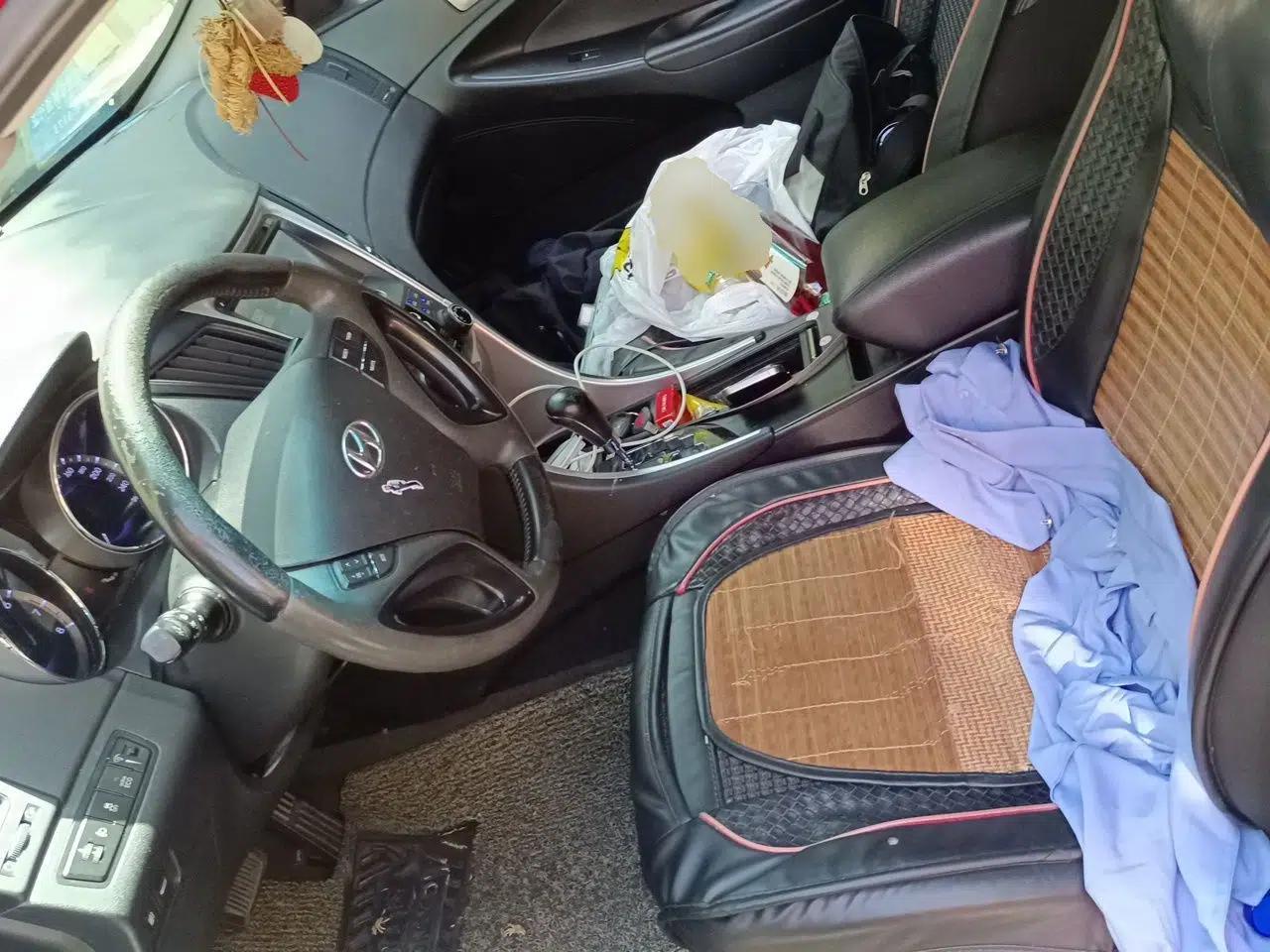 Hyundai Sonata 2013 2.0L Automatic Leading Edition — миниатюра 16