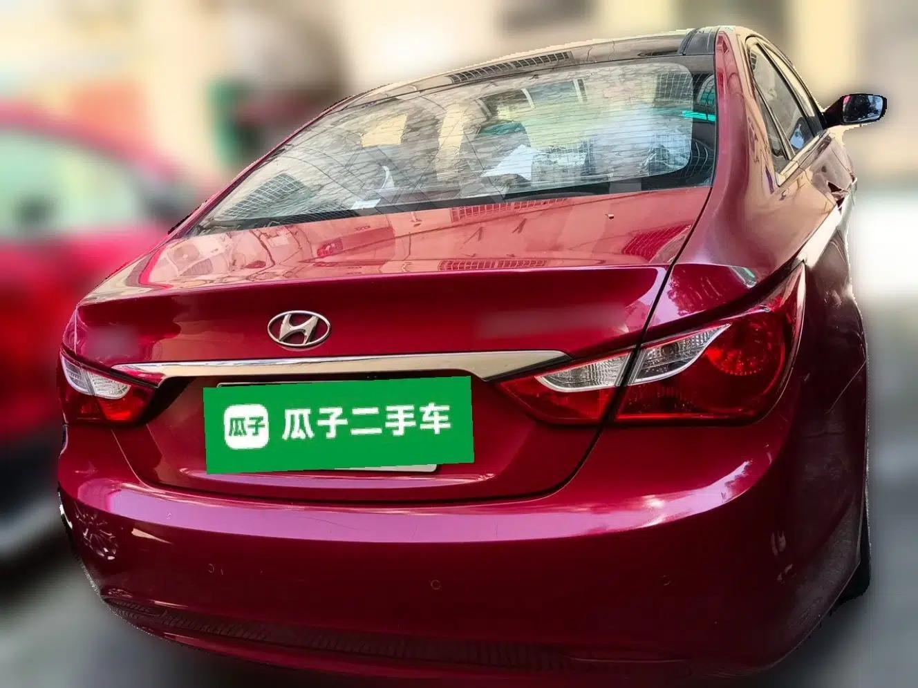 Hyundai Sonata 2013 2.0L Automatic Leading Edition — миниатюра 5