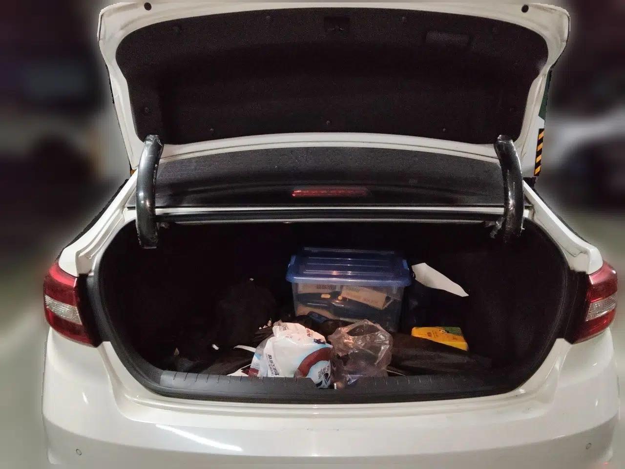 Hyundai Sonata 2015 1.6T GLS Smart Model — миниатюра 20