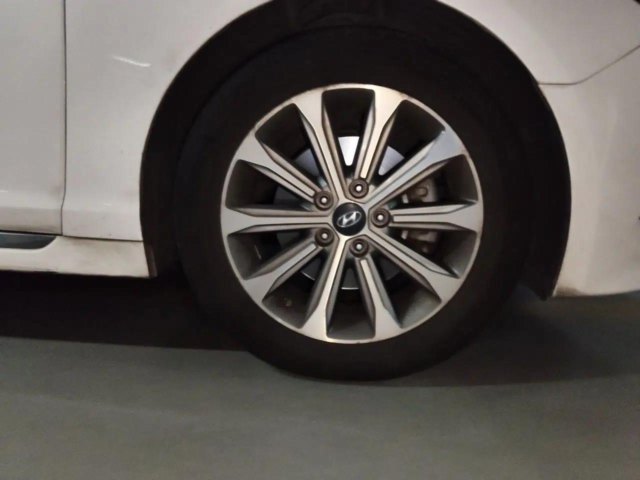 Hyundai Sonata 2015 1.6T GLS Smart Model — миниатюра 8
