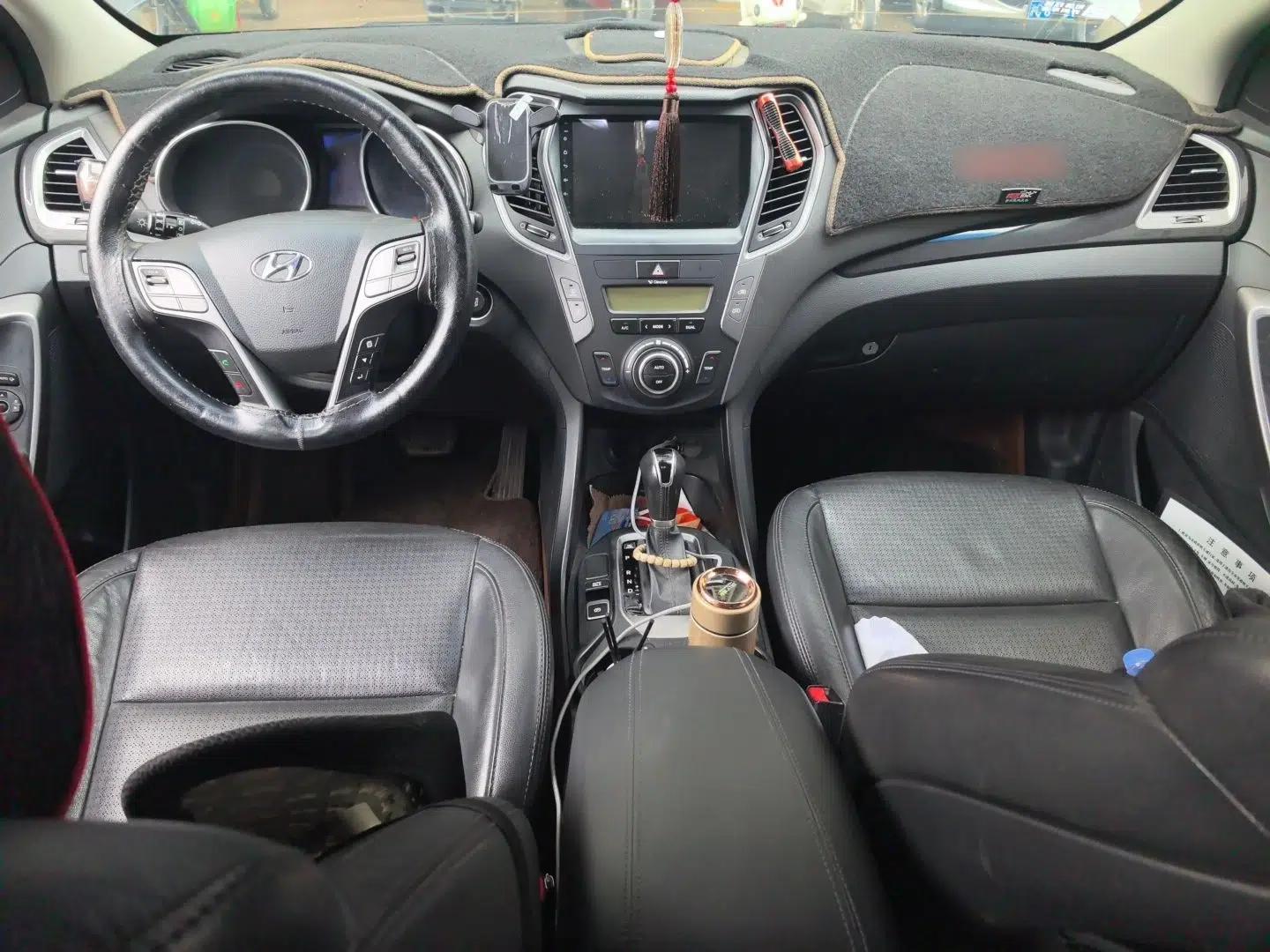 Hyundai Santa Fe 2013 2.4L Automatic Two-Wheel Drive Smart Version — миниатюра 10
