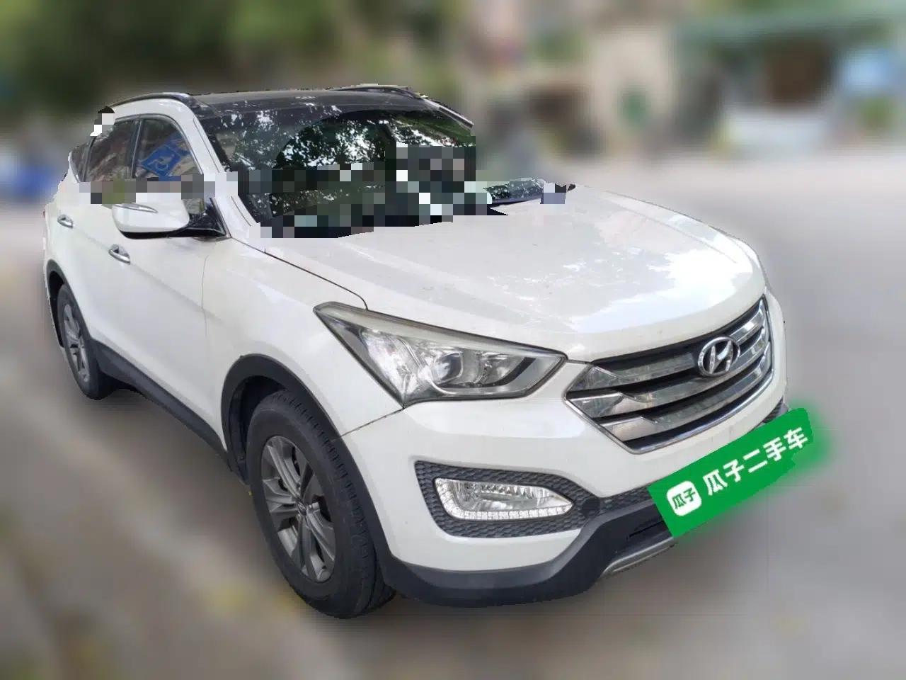 Hyundai Santa Fe 2013 2.4L Automatic Two-Wheel Drive Smart Version — миниатюра 3