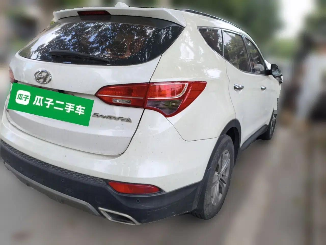 Hyundai Santa Fe 2013 2.4L Automatic Two-Wheel Drive Smart Version — миниатюра 6