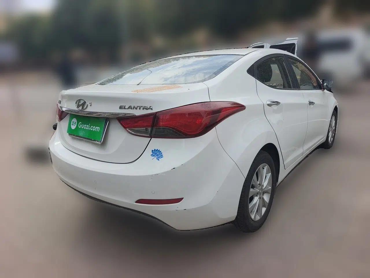 Hyundai Elantra (5th Generation / Langdong) 2016 1.6L Automatic Prestige Model — миниатюра 6