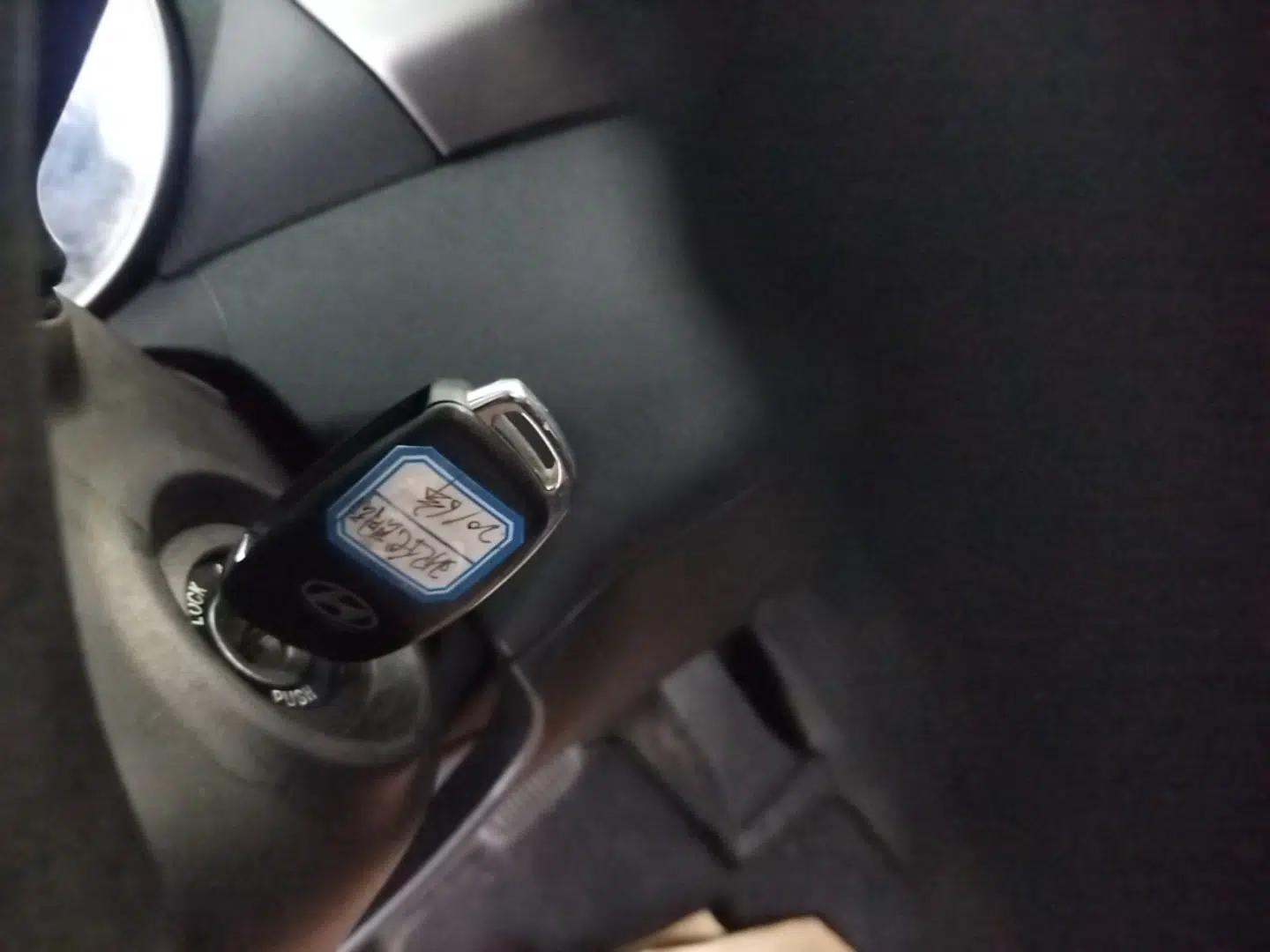 Hyundai Elantra (5th Generation / Langdong) 2015 1.6L Automatic Fashion Model — миниатюра 12