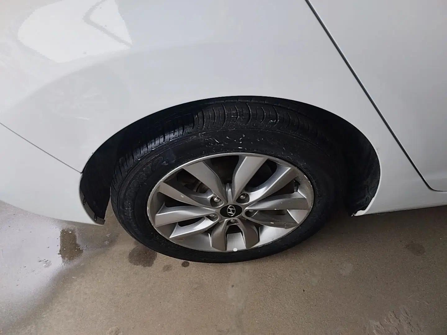 Hyundai Elantra (5th Generation / Langdong) 2015 1.6L Automatic Fashion Model — миниатюра 10