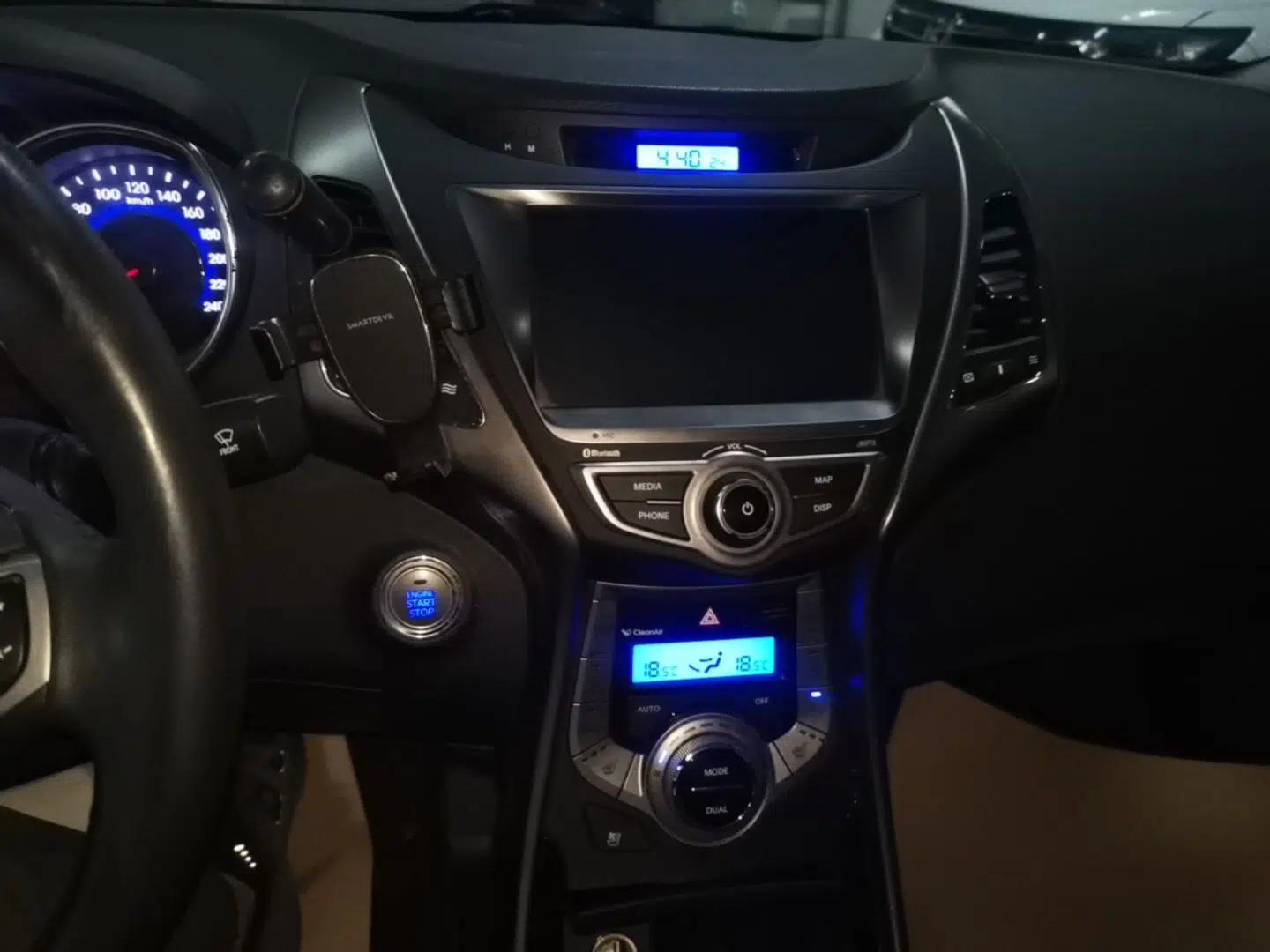 Hyundai Elantra (5th Generation / Langdong) 2013 1.6L Automatic Luxury Model — миниатюра 15