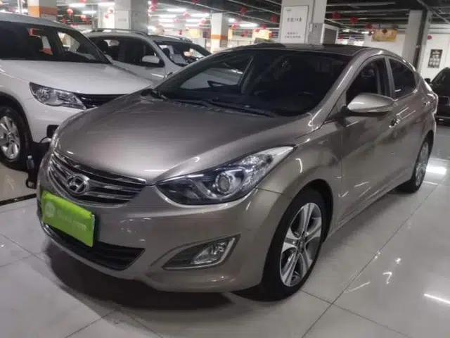 Hyundai Elantra (5th Generation / Langdong) 2013 1.6L Automatic Luxury Model