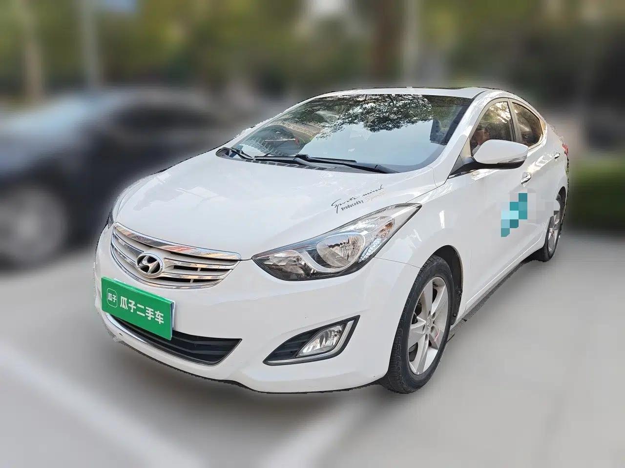 Hyundai Elantra (5th Generation / Langdong) 2013 1.6L Automatic Luxury Model — миниатюра 1