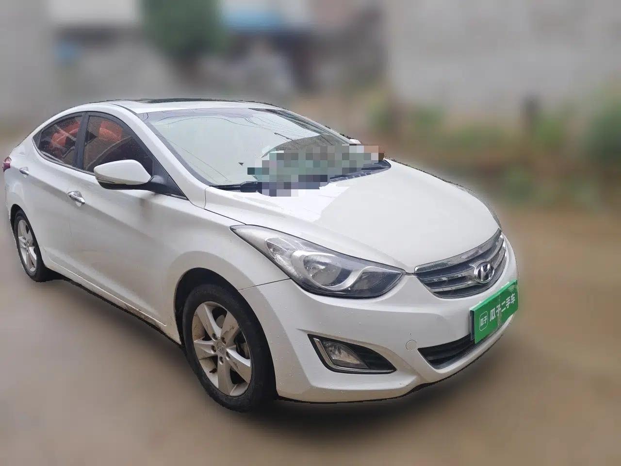 Hyundai Elantra (5th Generation / Langdong) 2012 1.6L Manual Leading Model — миниатюра 3