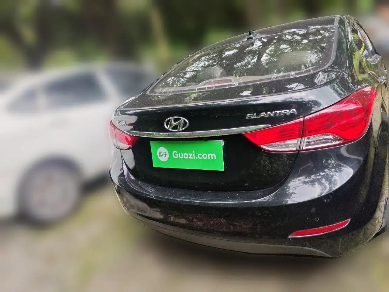 Hyundai Elantra (5th Generation / Langdong) 2013 1.6L Automatic Leading Model — миниатюра 5
