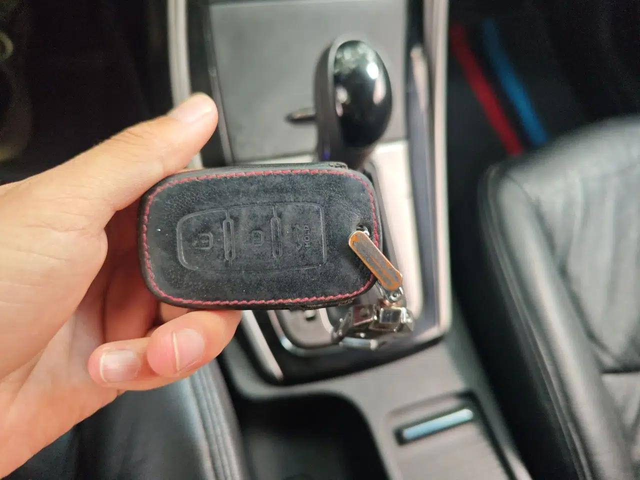 Hyundai Elantra (5th Generation / Langdong) 2013 1.6L Automatic Leading Model — миниатюра 9