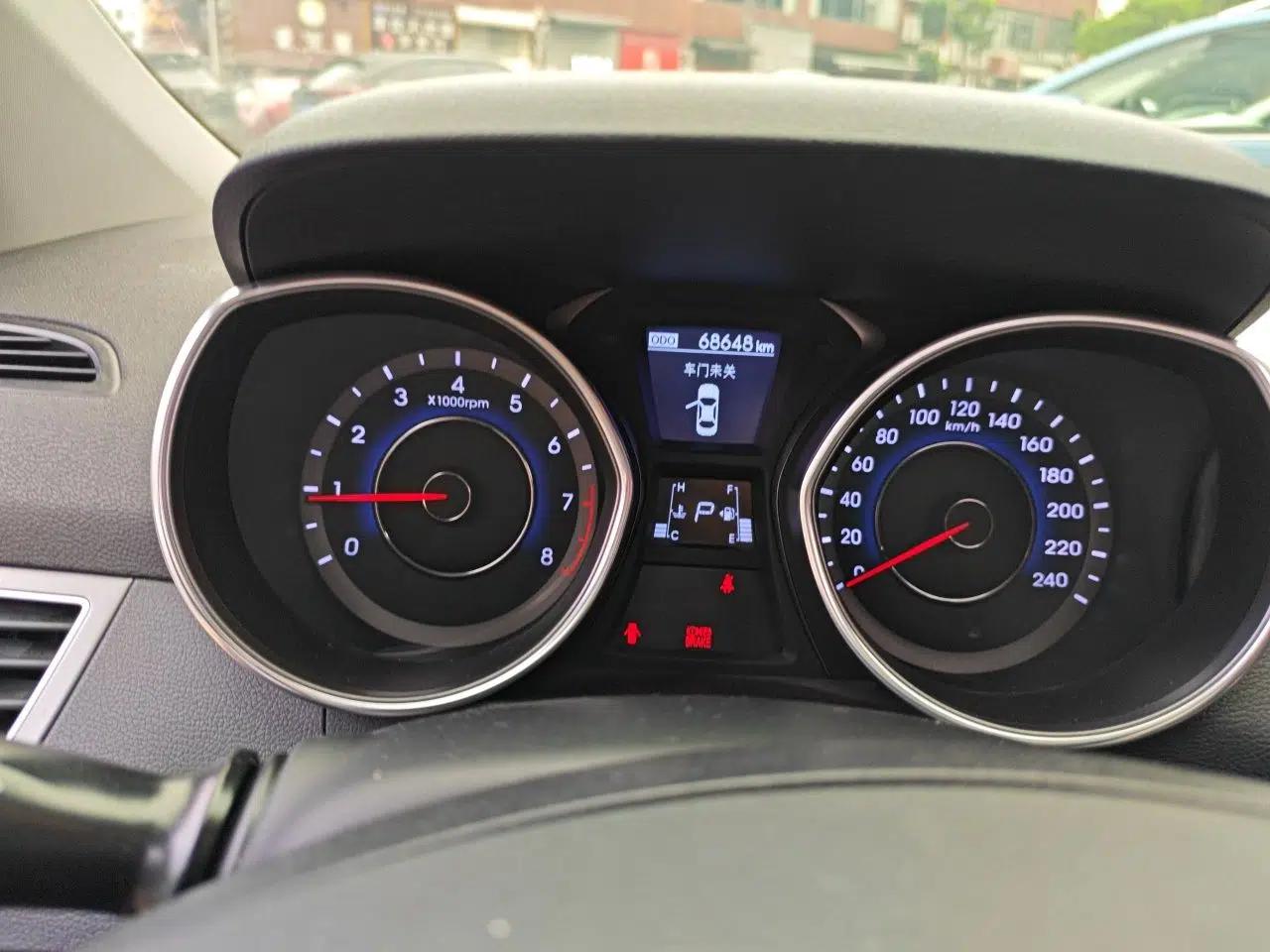 Hyundai Elantra (5th Generation / Langdong) 2016 1.6L Automatic Prestige Model — миниатюра 12
