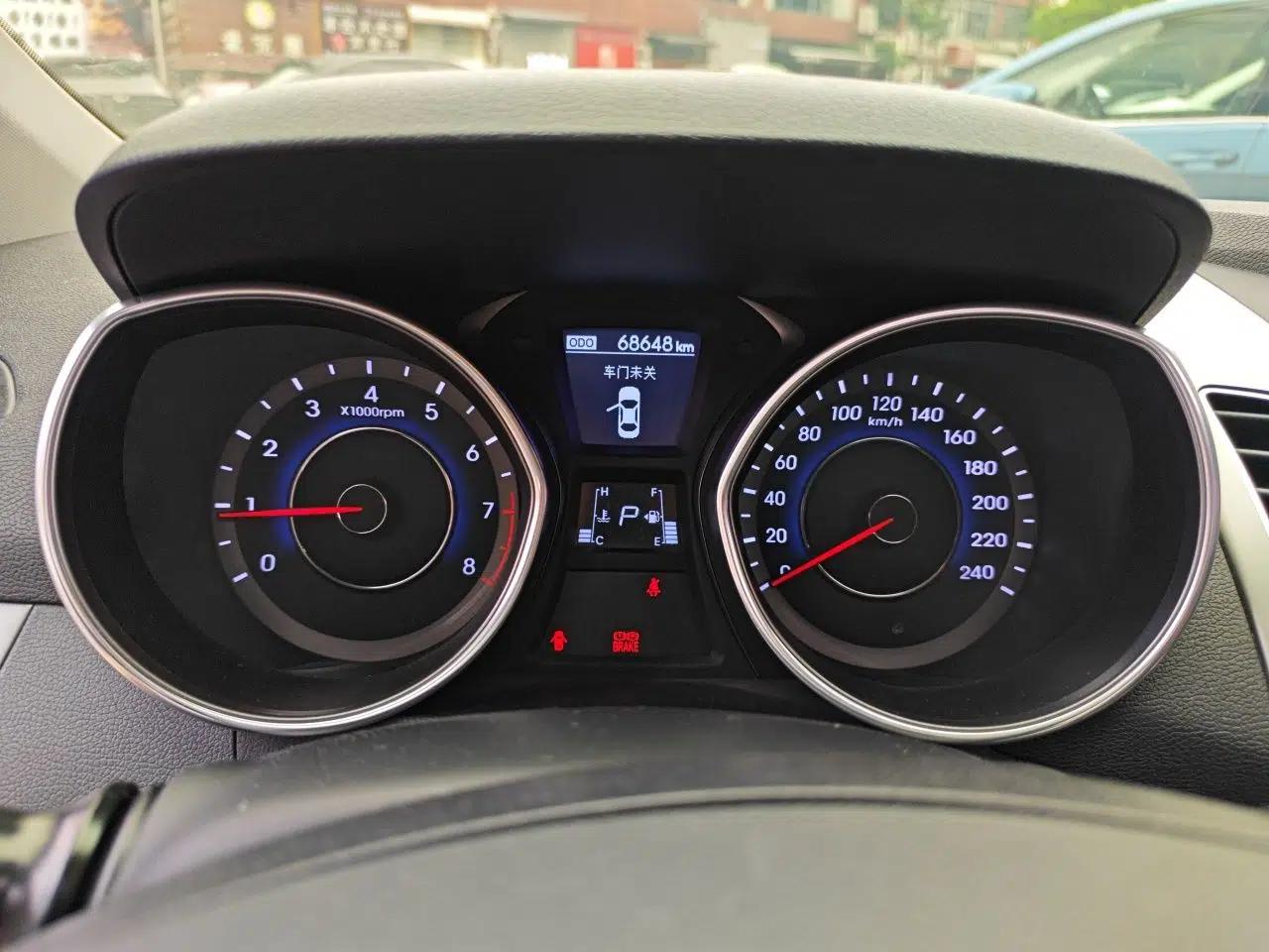 Hyundai Elantra (5th Generation / Langdong) 2016 1.6L Automatic Prestige Model — миниатюра 13