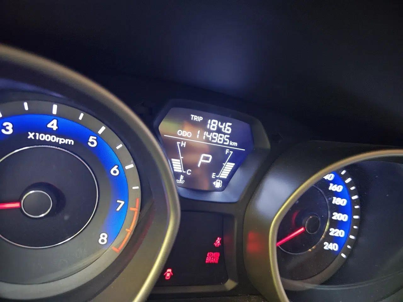 Hyundai Elantra (5th Generation / Langdong) 2016 1.6L Automatic Smart Version — миниатюра 13