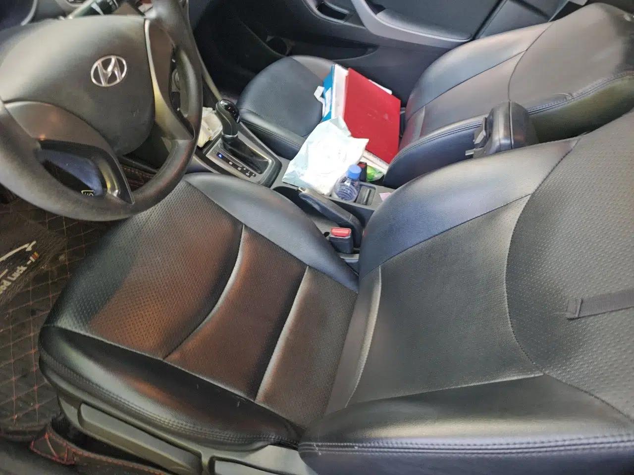 Hyundai Elantra (5th Generation / Langdong) 2016 1.6L Automatic Smart Version — миниатюра 16