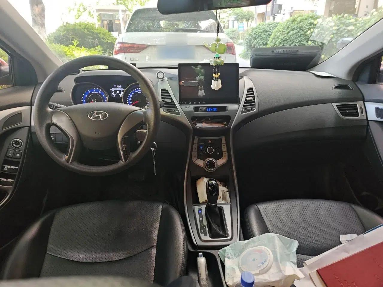 Hyundai Elantra (5th Generation / Langdong) 2016 1.6L Automatic Smart Version — миниатюра 10