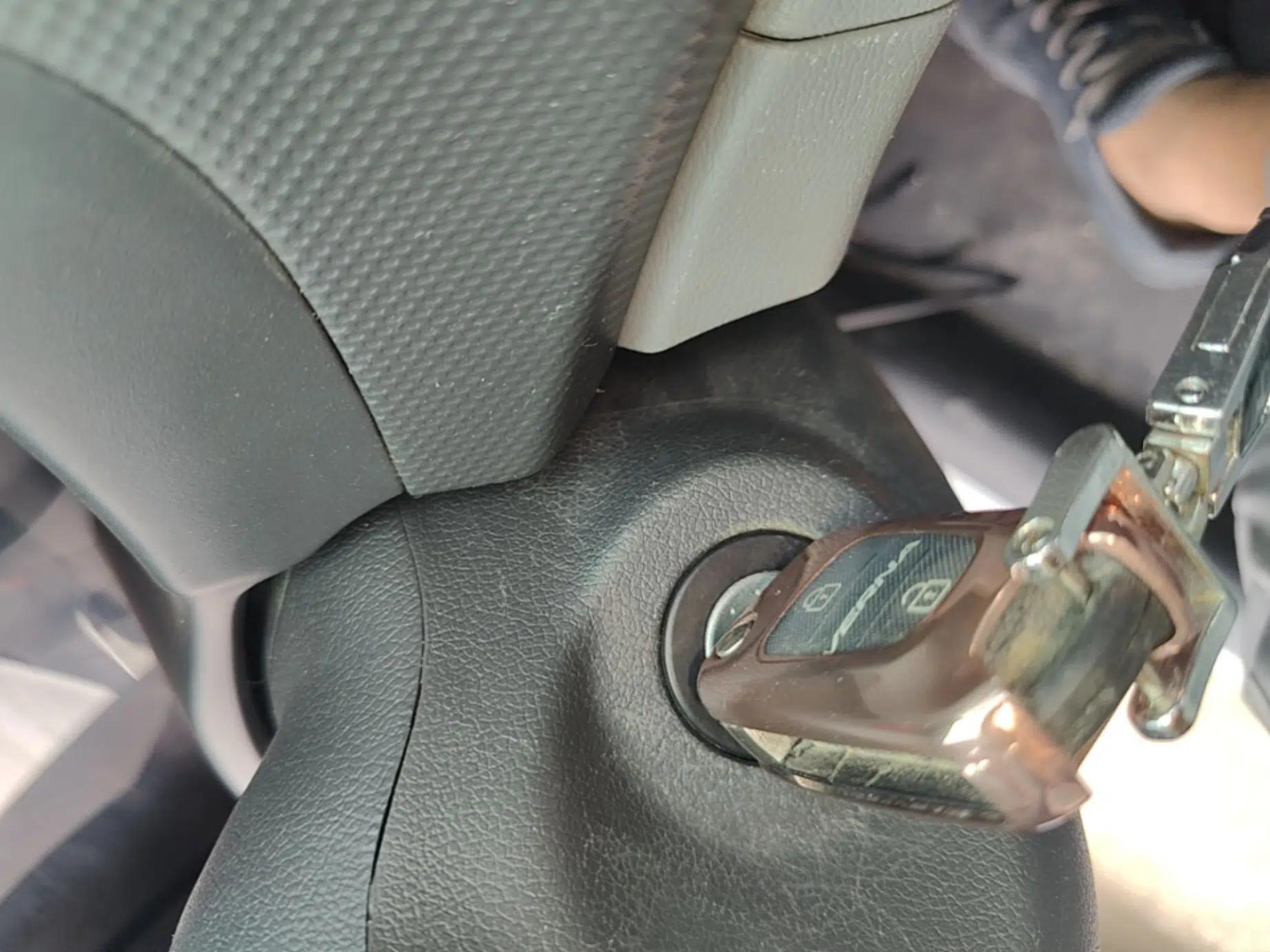 Hyundai Verna (older generation) 2016 1.4L Automatic Smart GLS — миниатюра 12