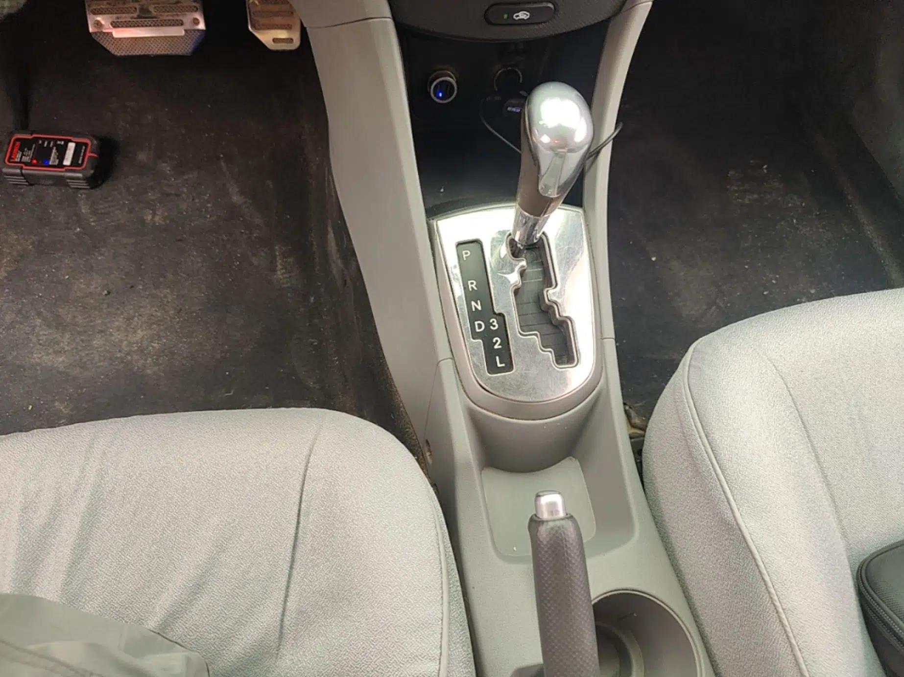 Hyundai Verna (older generation) 2016 1.4L Automatic Smart GLS — миниатюра 17